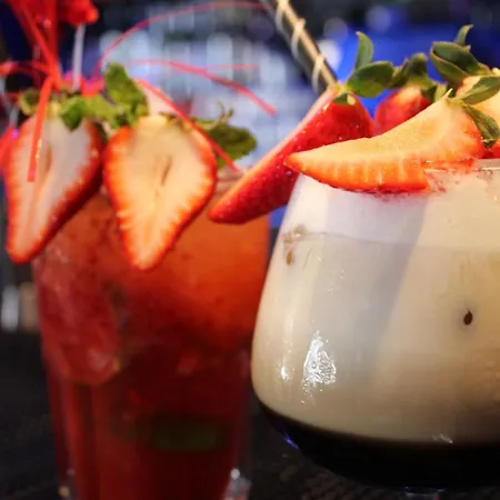 ゲストハウス Vegas - Adults Only 2*