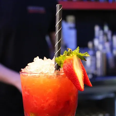 ゲストハウス Vegas - Adults Only 2*