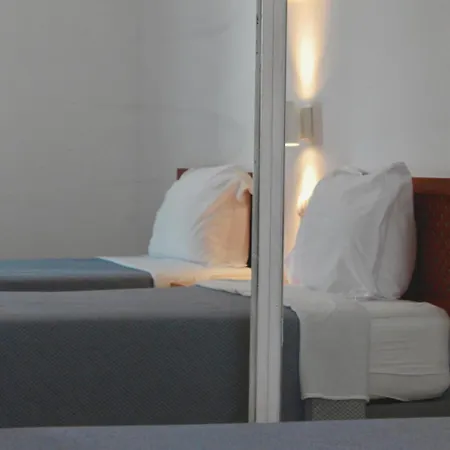 Vegas - Adults Only ゲストハウス 2*