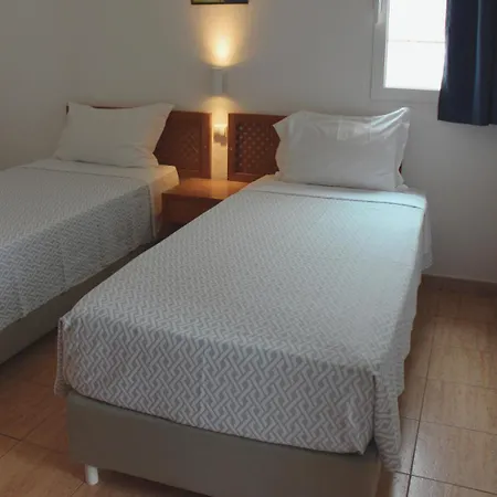 Vegas - Adults Only Pensión 2*